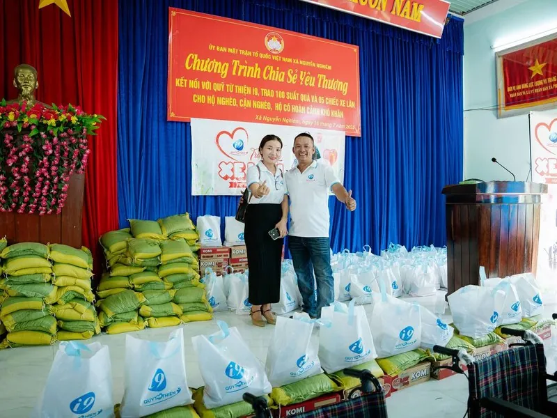 Hình ảnh minh họa hỗ trợ sức khỏe tâm thần, tư vấn và cộng đồng