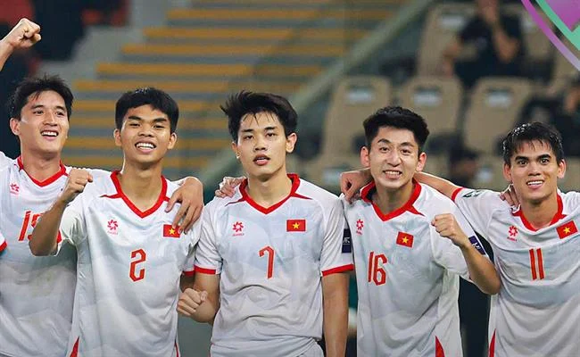 Hỗ trợ khách hàng và câu hỏi thường gặp về 32win